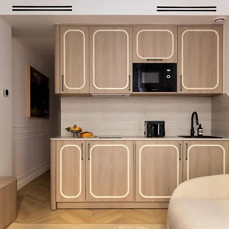 Stunning With Ac - Center Of Parigi