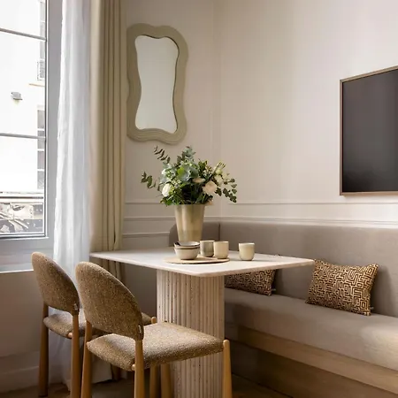 Stunning With Ac - Center Of Parigi