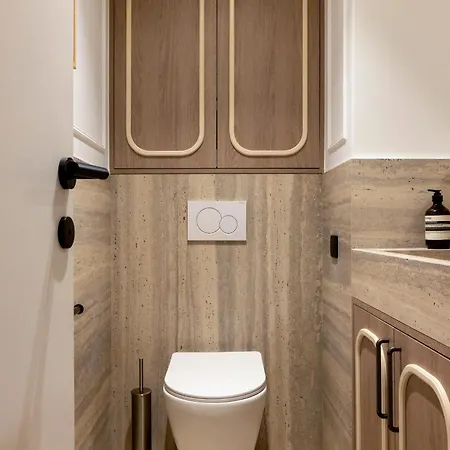Appartamento Stunning With Ac - Center Of *